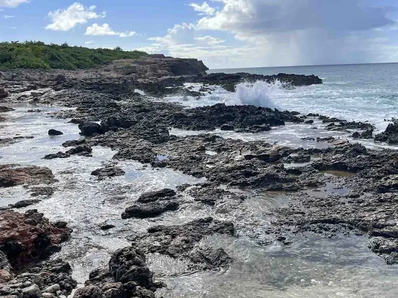 Blolly Ham Bay - Nature attraction in the Caribbean