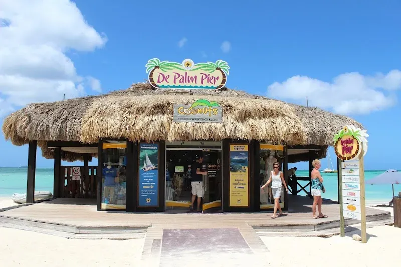 De Palm Pier - Nature attraction in the Caribbean
