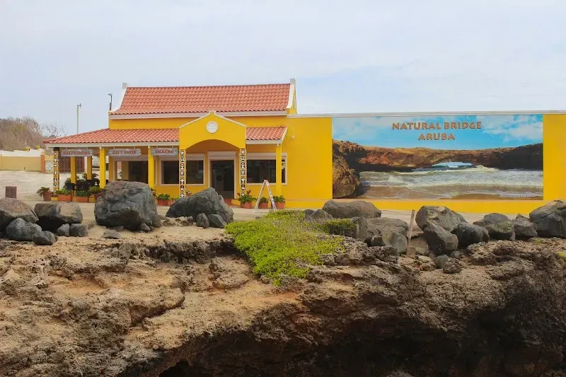Natural Bridge Aruba - Nature attraction in the Caribbean