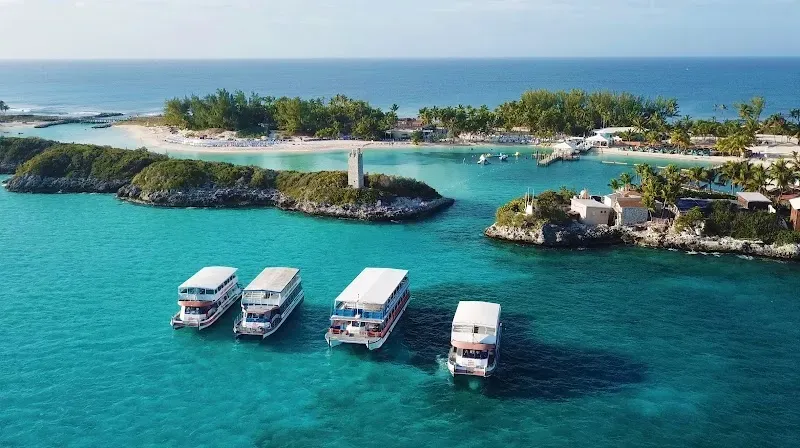 Blue Lagoon Island Bahamas - Nature attraction in the Caribbean