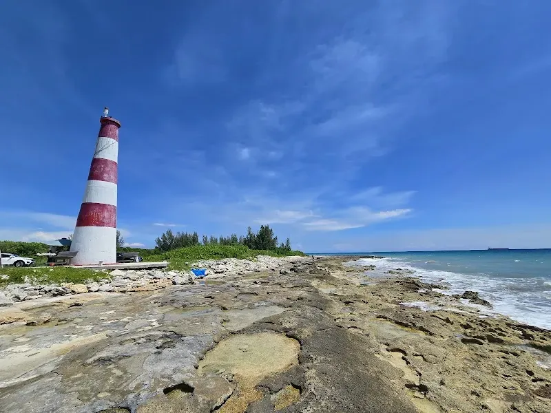 Pinders Point Lighthouse