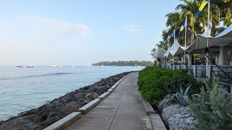 Holetown Beach - Nature attraction in the Caribbean