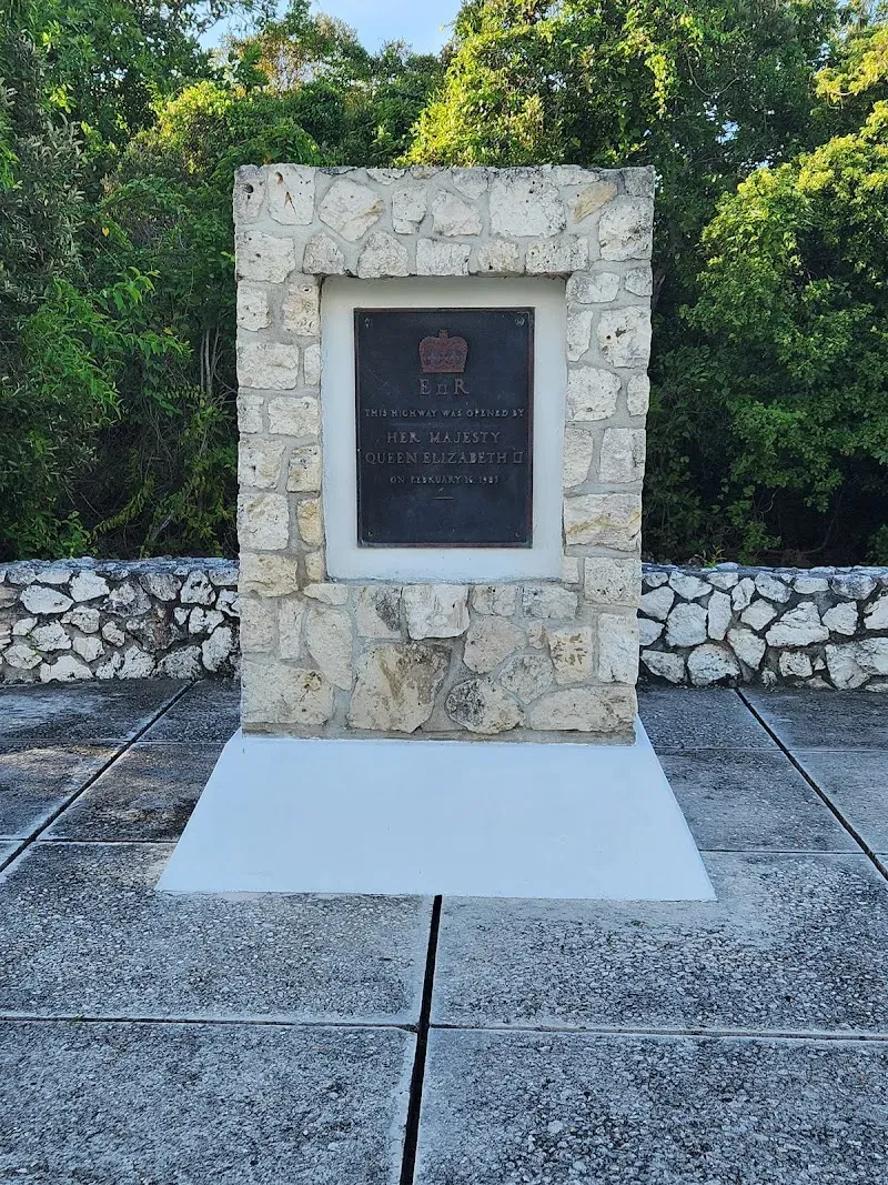 Queen's Monument - Cultural attraction in the Caribbean