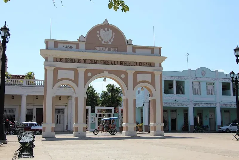 Arch of Triumph - Historical attraction in the Caribbean