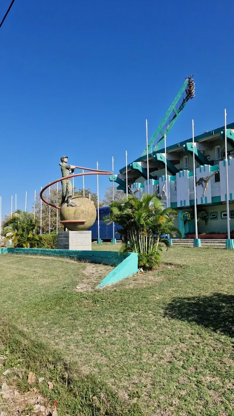 Escultura del Elefante - Nature attraction in the Caribbean