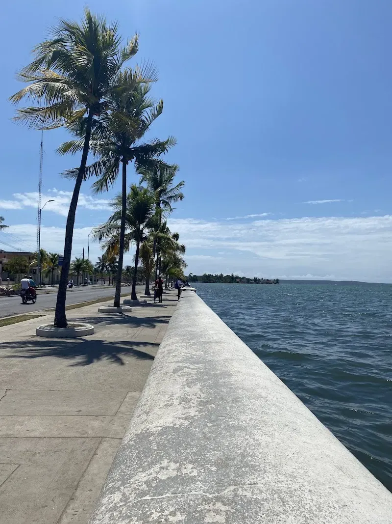 Malecón de Cienfuegos - Nature attraction in the Caribbean