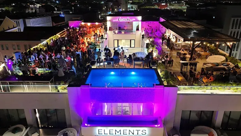 Cascada Rooftop Bar + Kitchen - Nature attraction in the Caribbean