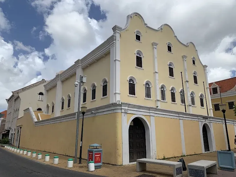 Mikve Israel-Emanuel Synagogue - Historical attraction in the Caribbean