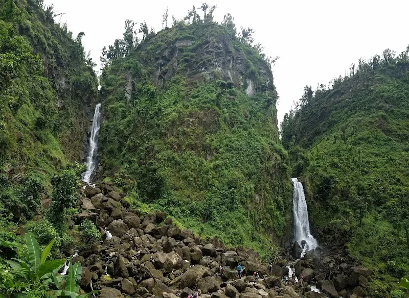 Trafalgar Falls - Nature attraction in the Caribbean