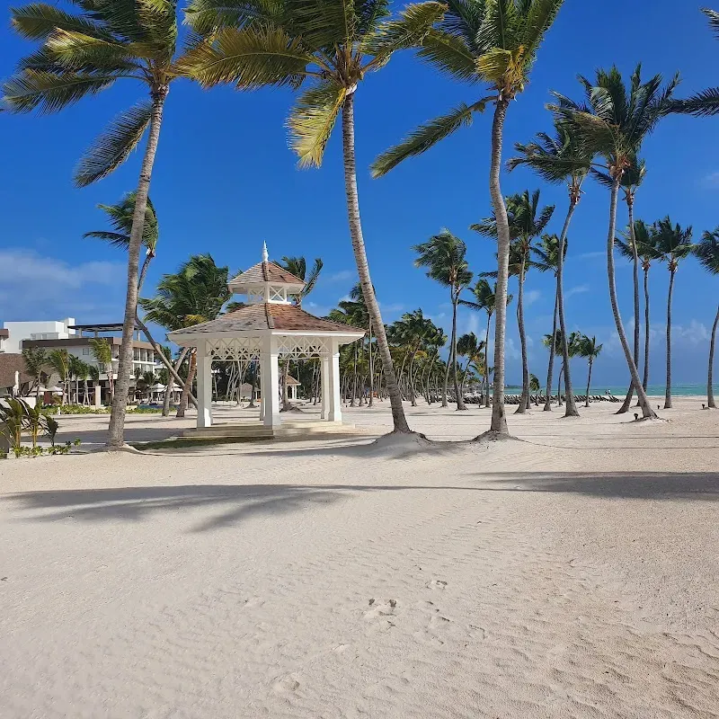 Juanillo Beach - Nature attraction in the Caribbean