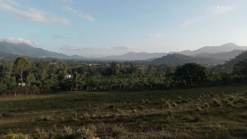 Tubo de sabana piedra - Nature attraction in the Caribbean