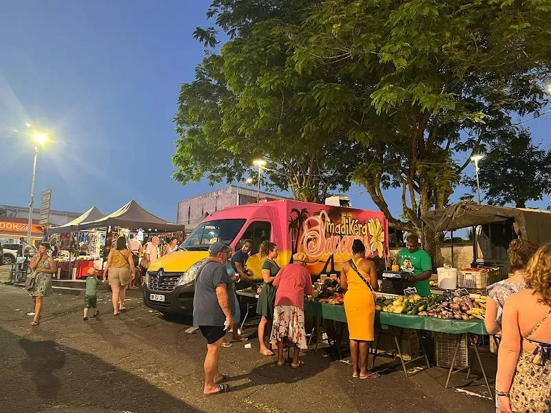 Marché nocturne Gosier - Nature attraction in the Caribbean