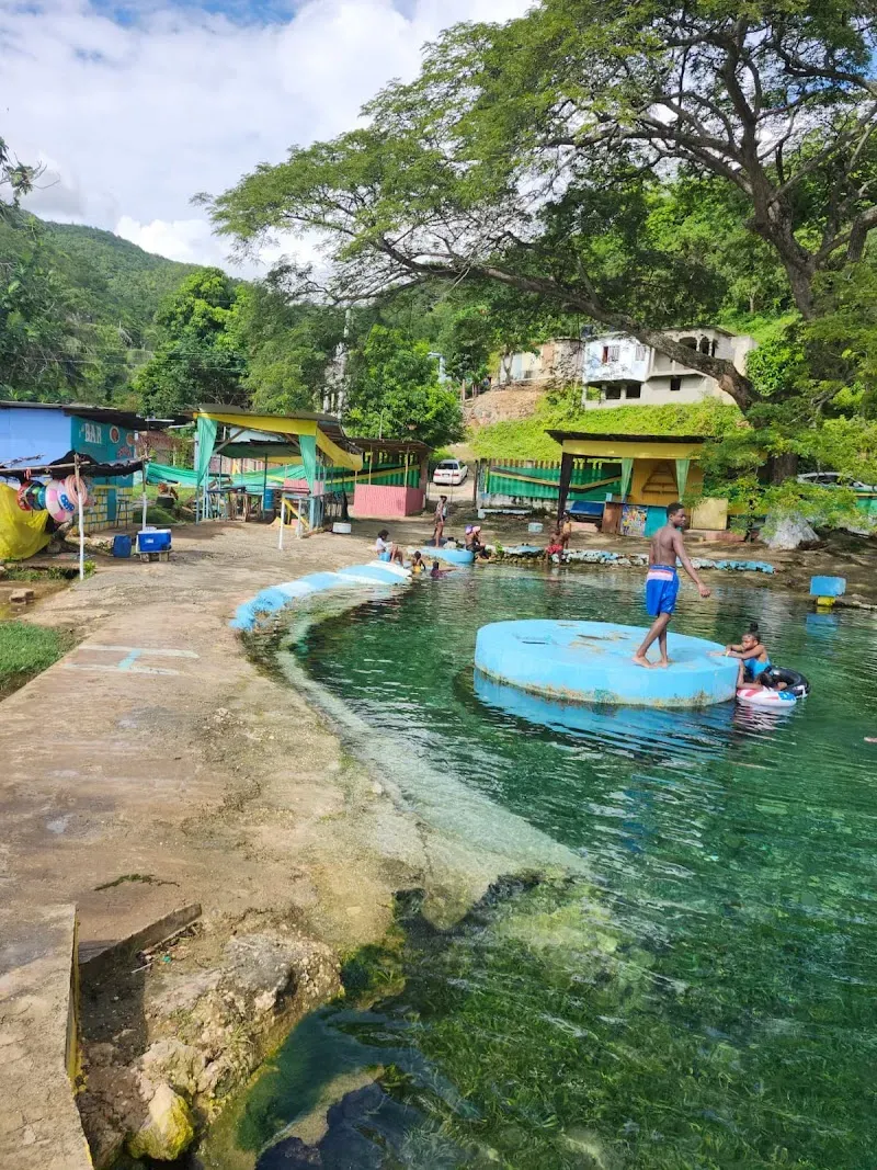 Caymanas River - Nature attraction in the Caribbean