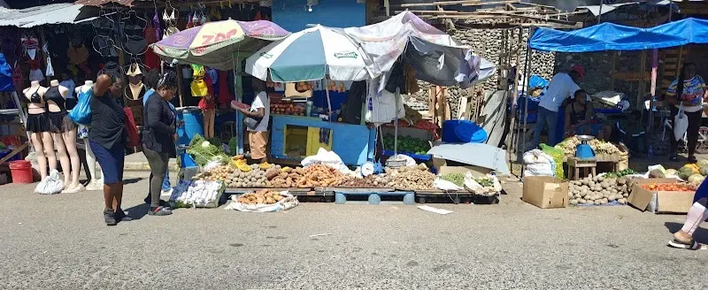 Coronation Market Jamaica - Nature attraction in the Caribbean