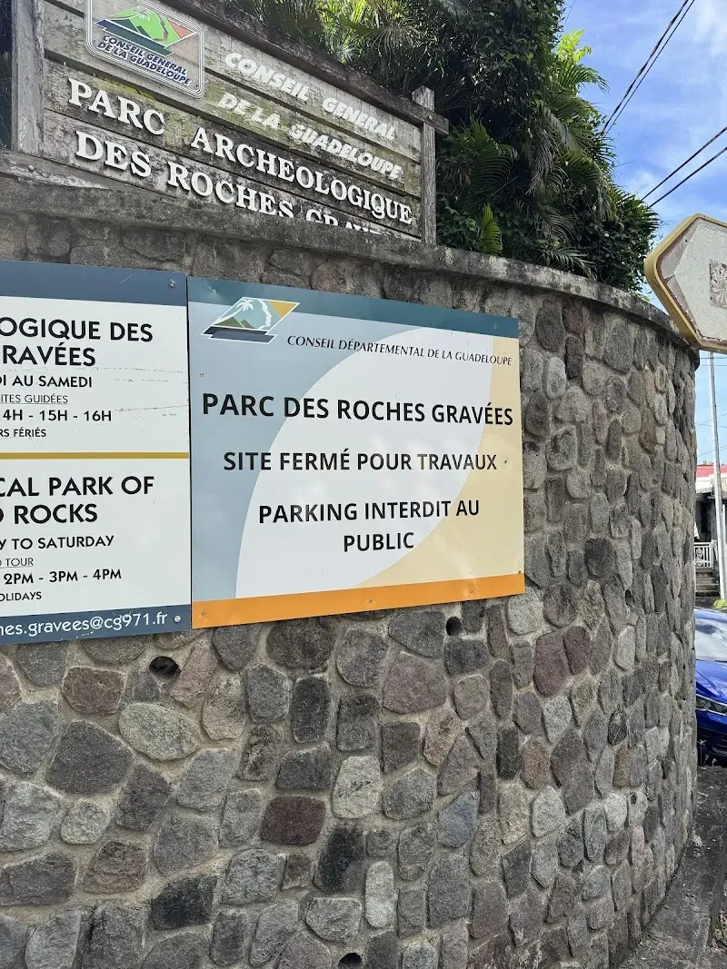 Parc Archéologique des Roches Gravées de Trois Rivières - Nature attraction in the Caribbean