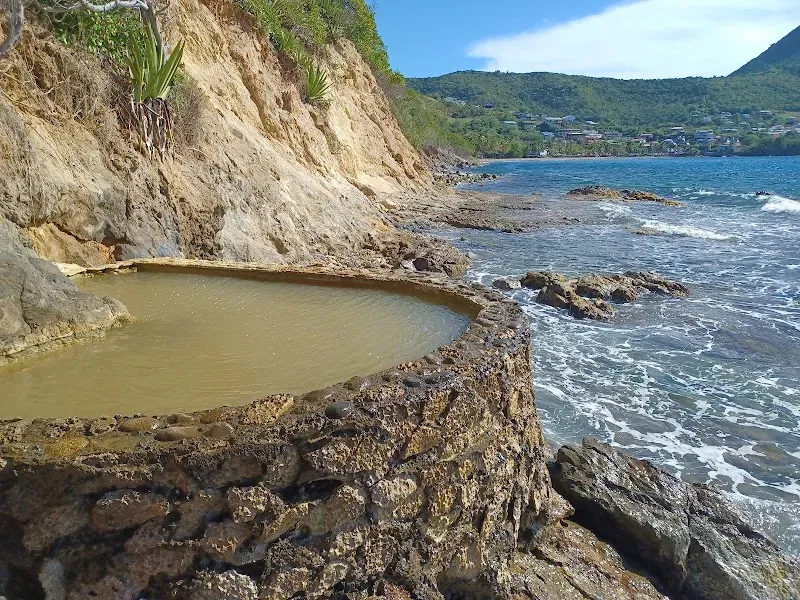 Source d’eau chaude DLO FERRÉ - Nature attraction in the Caribbean