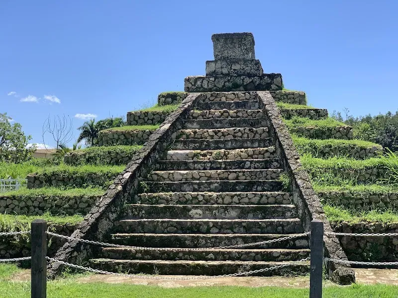 Pirámide de Aguada - Nature attraction in the Caribbean