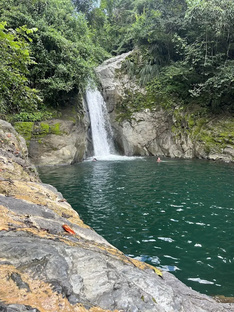 Salto De Collores Cliff Dive - Nature attraction in the Caribbean