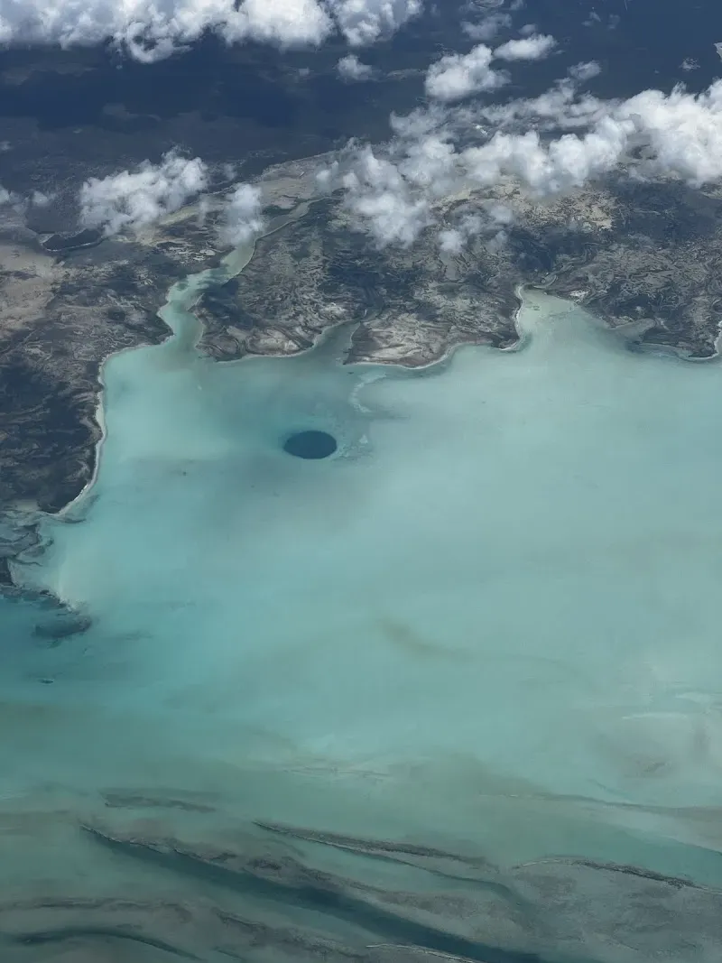 The Middle Caicos Ocean Hole - Nature attraction in the Caribbean