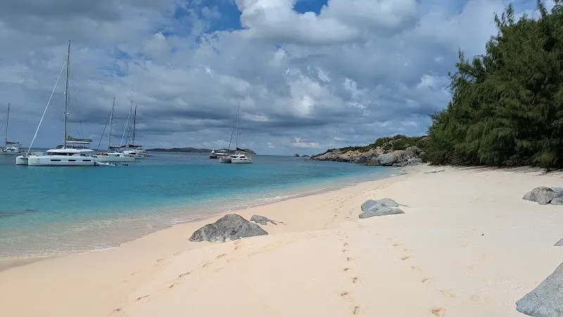 Valley Trunk Bay Beach - Nature attraction in the Caribbean