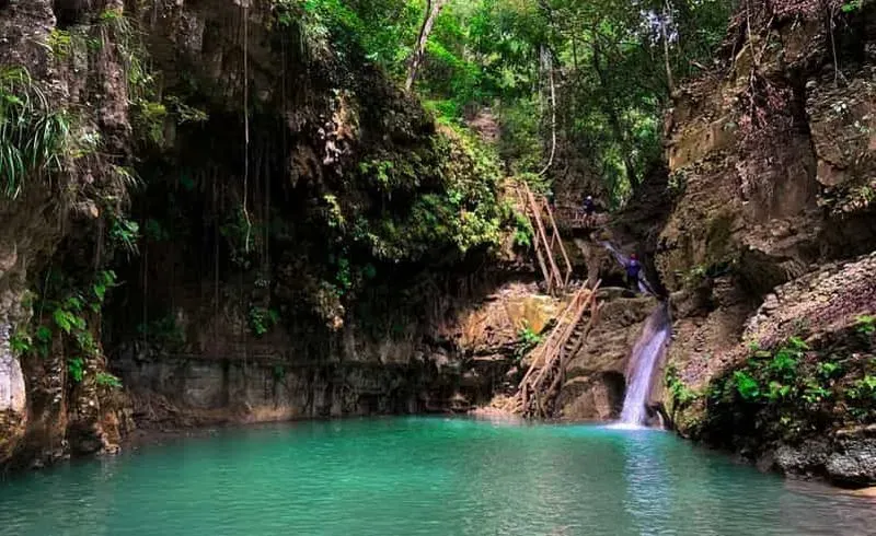 Amber Cove/Taino Bay: 7 Waterfalls Tour with Swimming and Lunch