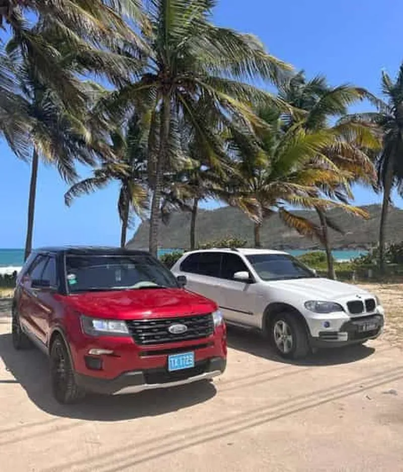 St. Lucia: Round-trip transfer from Hewanorra Airport | Free souvenir