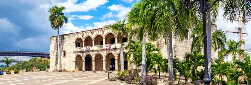 Guided tour of the Colonial Zone