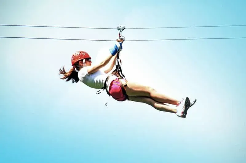 San Juan: Eco-adventurous ziplining near the city
