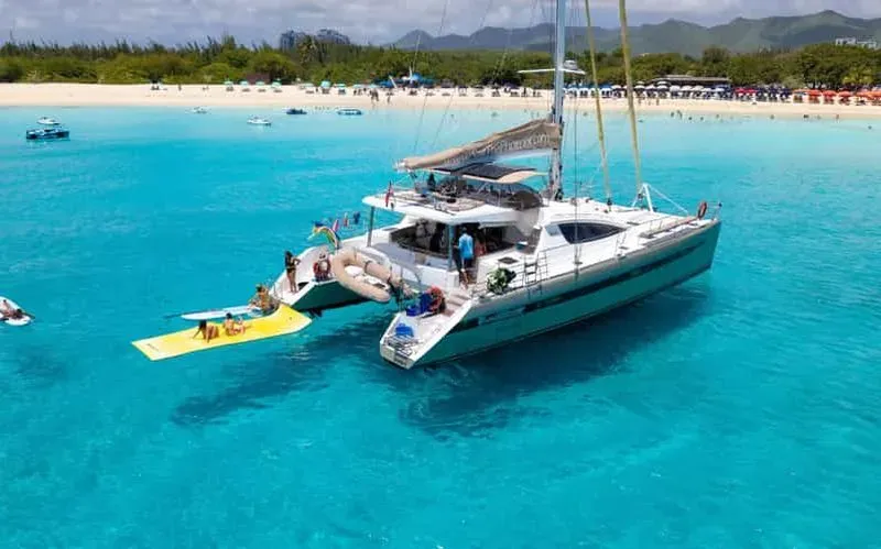 Sint Maarten: Luxury Catamaran Day Sail with Lunch and Drinks