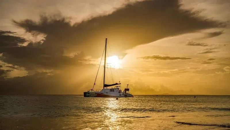 Irie Catamaran Sunset Sailing Experience