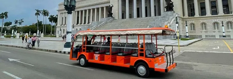 Panoramic Minibus Tour in Havana