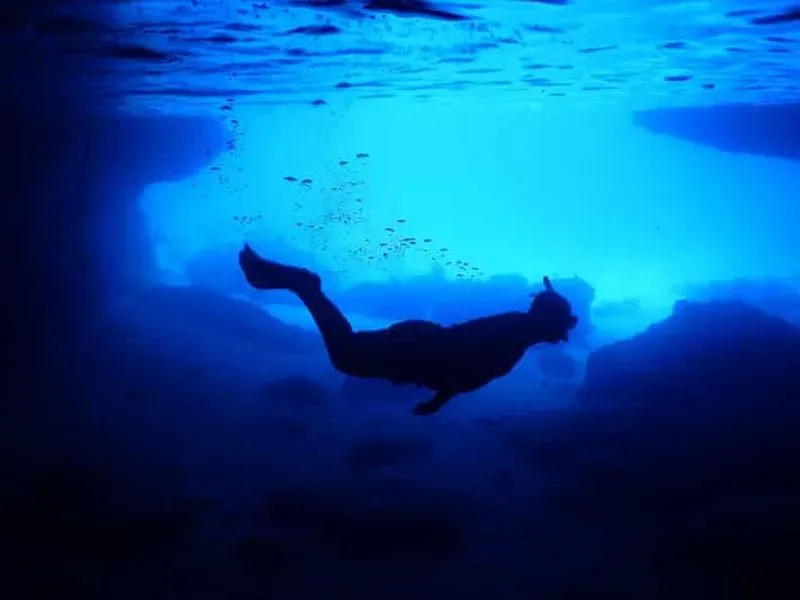 Speedboat Adventure, Beach, Blue Room and Snorkeling in Curaçao