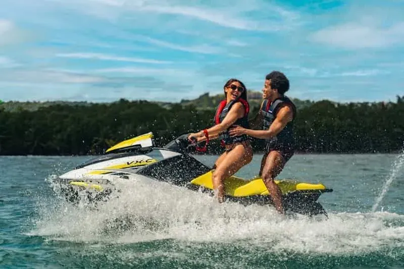 Luquillo: Guided jet ski tour of Luquillo beach