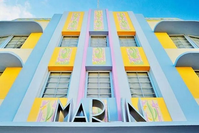 Art Deco Walking Tour of South Beach Miami