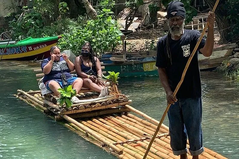 Bamboo Raft Rafting Experience in Ocho Rios