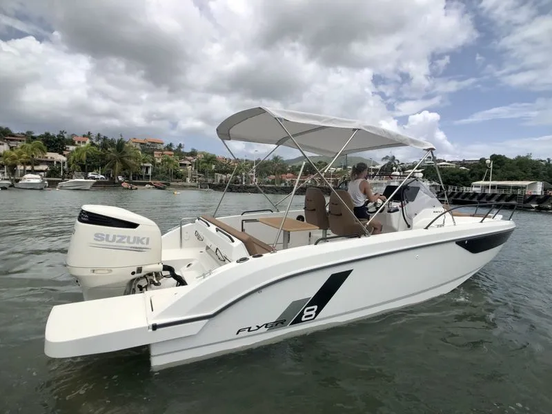 Boat rental - Bénéteau Flyer 8 SUNdeck (Motorboat)