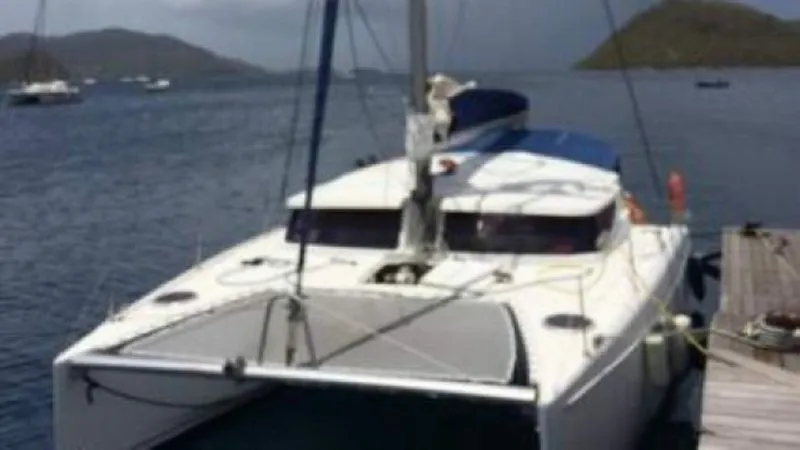 Boat rental - Fountaine Pajot Mahe 36 (Multihull)