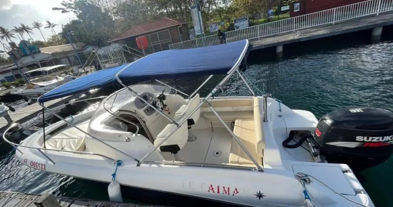 Boat rental - Jeanneau Cap Camarat 715 WA (Motorboat)
