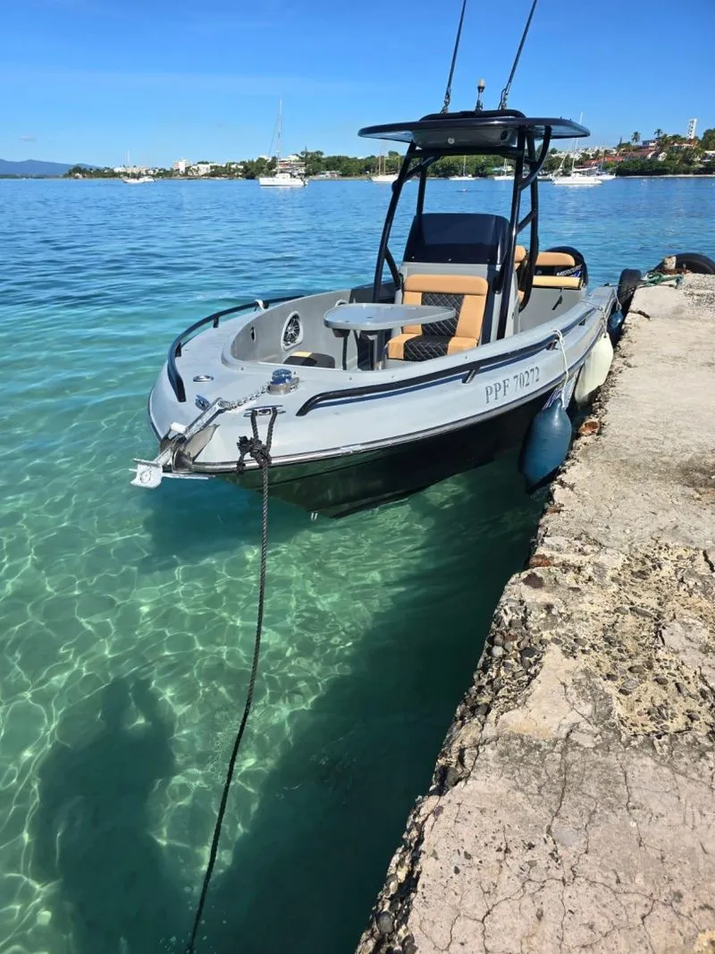 Boat rental - Pronautica 790 Slam (Motorboat)