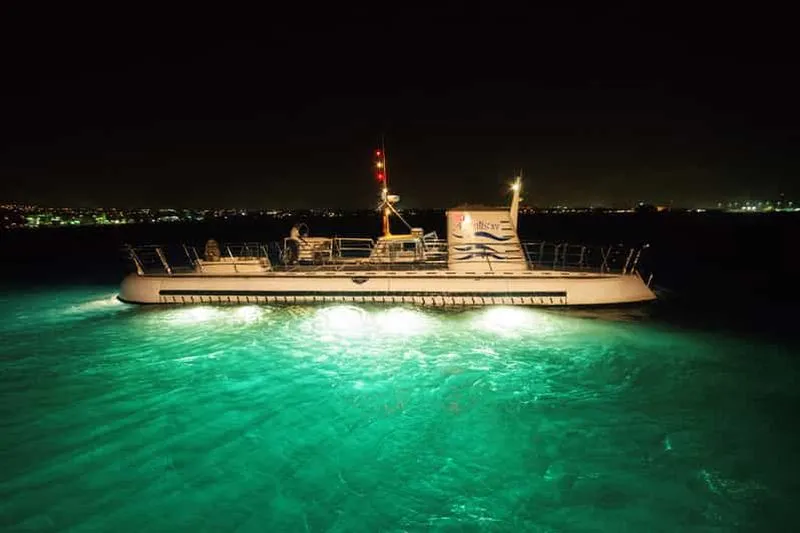 Bridgetown: Guided Night Submarine Tour