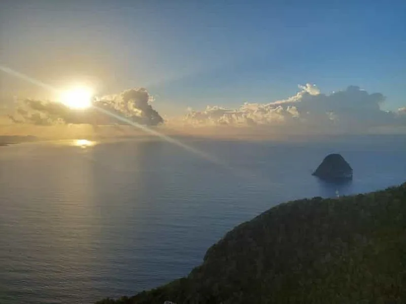 Dawn of the summits: hike and breakfast at sunrise