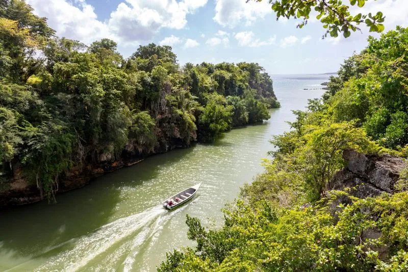 Day in Higuey, the Yuma River, meal and voodoo demonstration