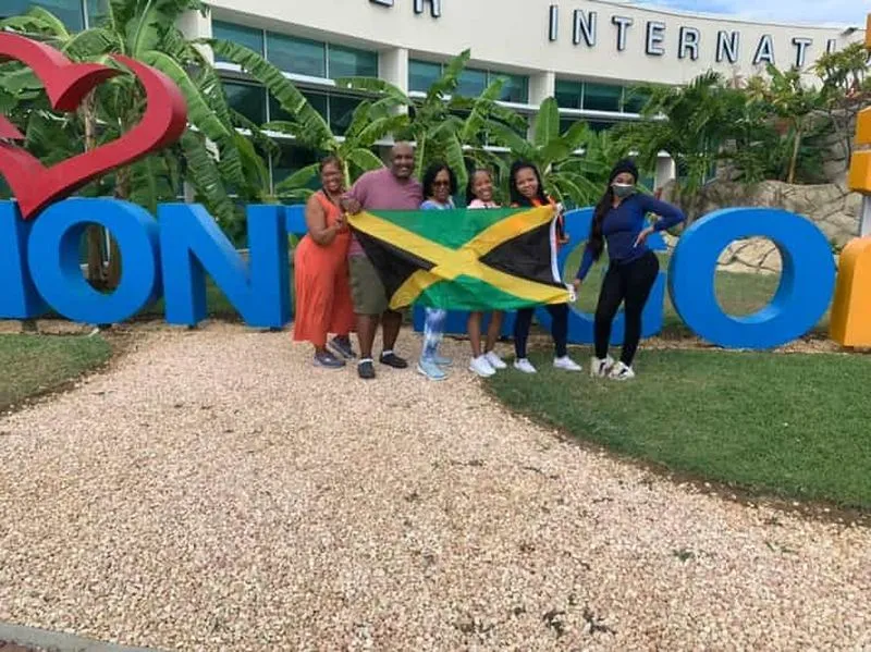 Montego Bay Airport Transfer: RIU Resorts Montego Bay