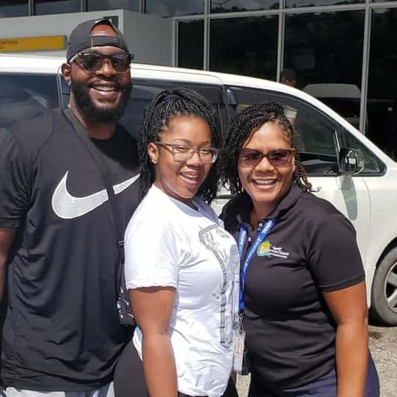 Montego Bay: Airport Transfer to Runaway Bay and Ocho Rios