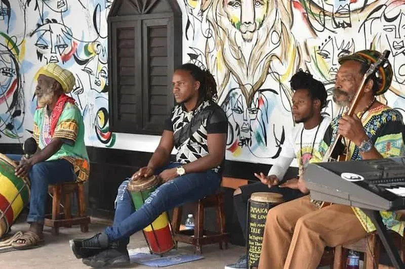 Montego Bay: Bob Marley's Nine Mile Admission & Guided Tour