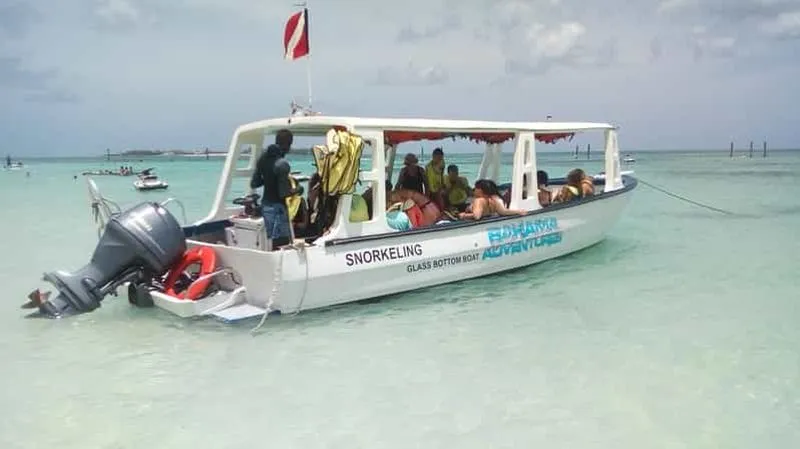 Nassau: Glass Bottom Boat, Banana Boat, and Snorkeling Excursion