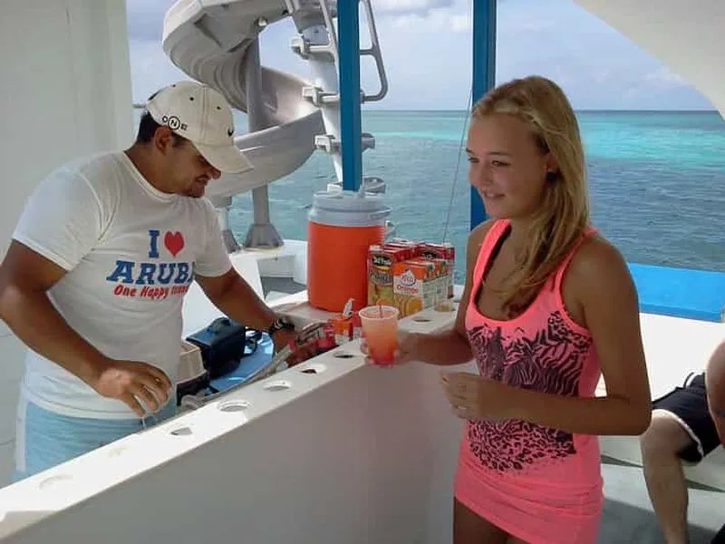 Noord: "Dolphin Sunset Adventure" Catamaran Cruise - experience in Aruba