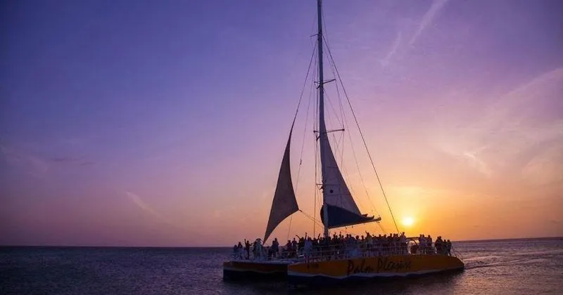 Palm Pleasure Sunset Catamaran Excursion - experience in Aruba