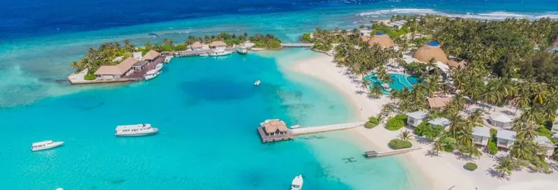 Snorkeling at Coral Beach and Saturn Cave