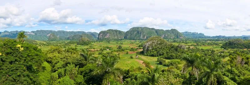Trek in the Viñales Valley - experience in Cuba